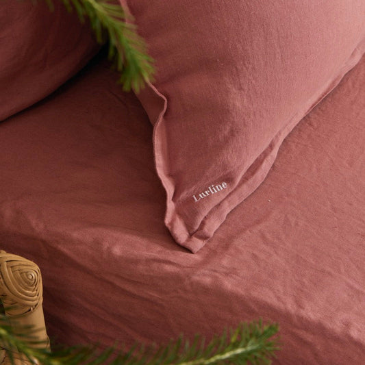 Bed Linen for Airbnb Hosts: What Guests Actually Notice Bed Linen for Airbnb Hosts: What Guests Actually Notice