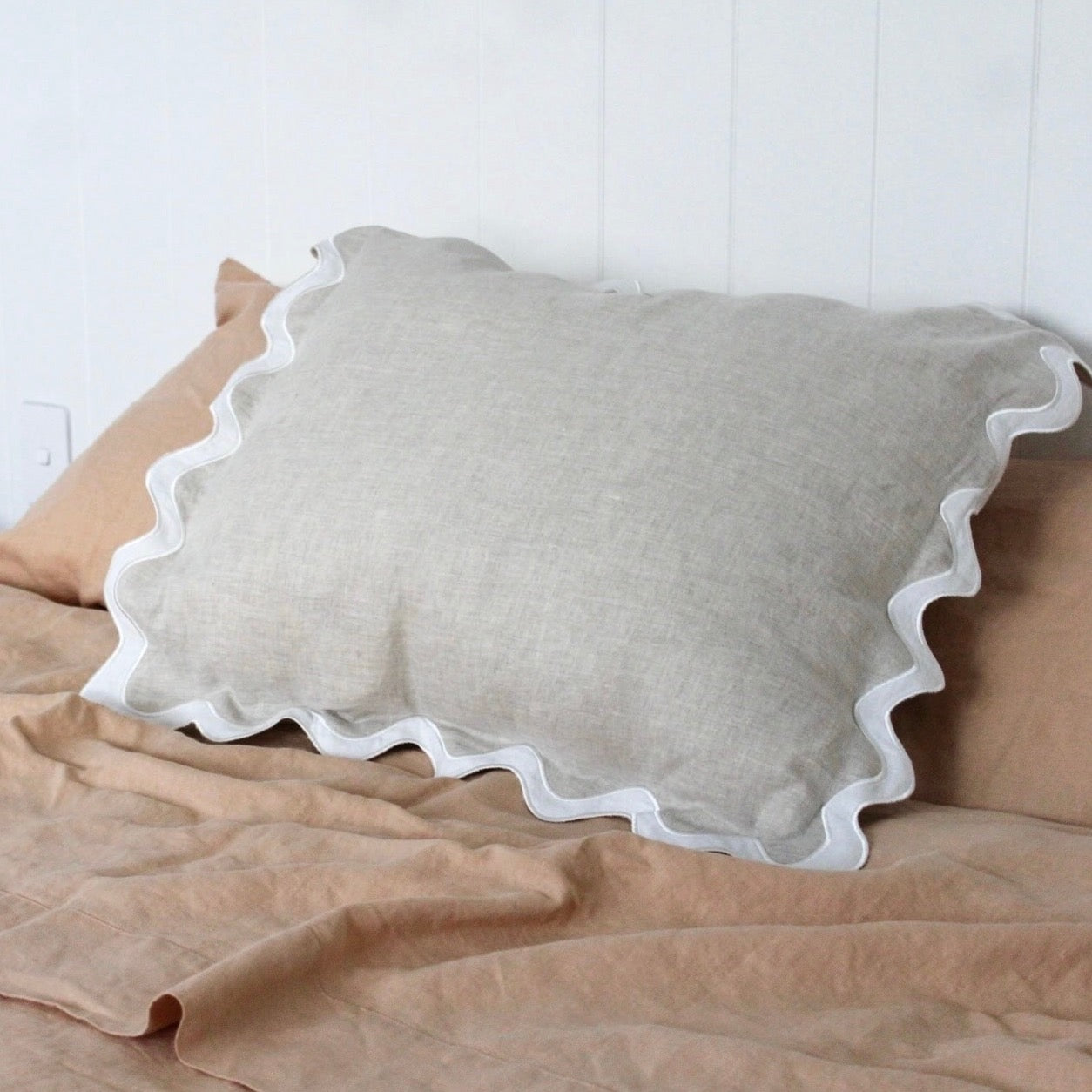 Natural Wave Cushion Cover