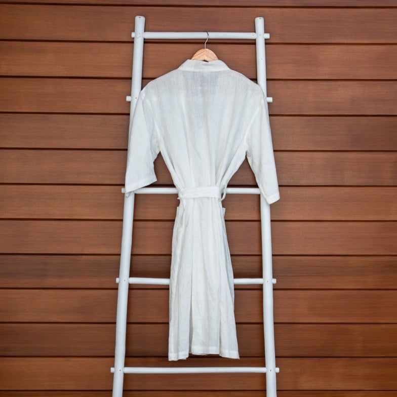 The Shell 100% European Linen Robe - White