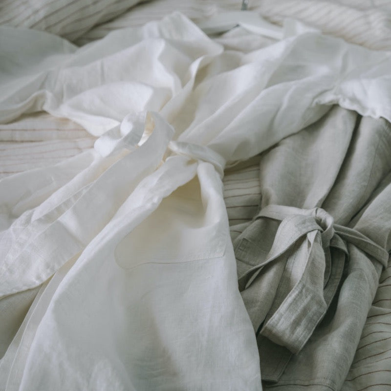 The Shell 100% European Linen Robe - White